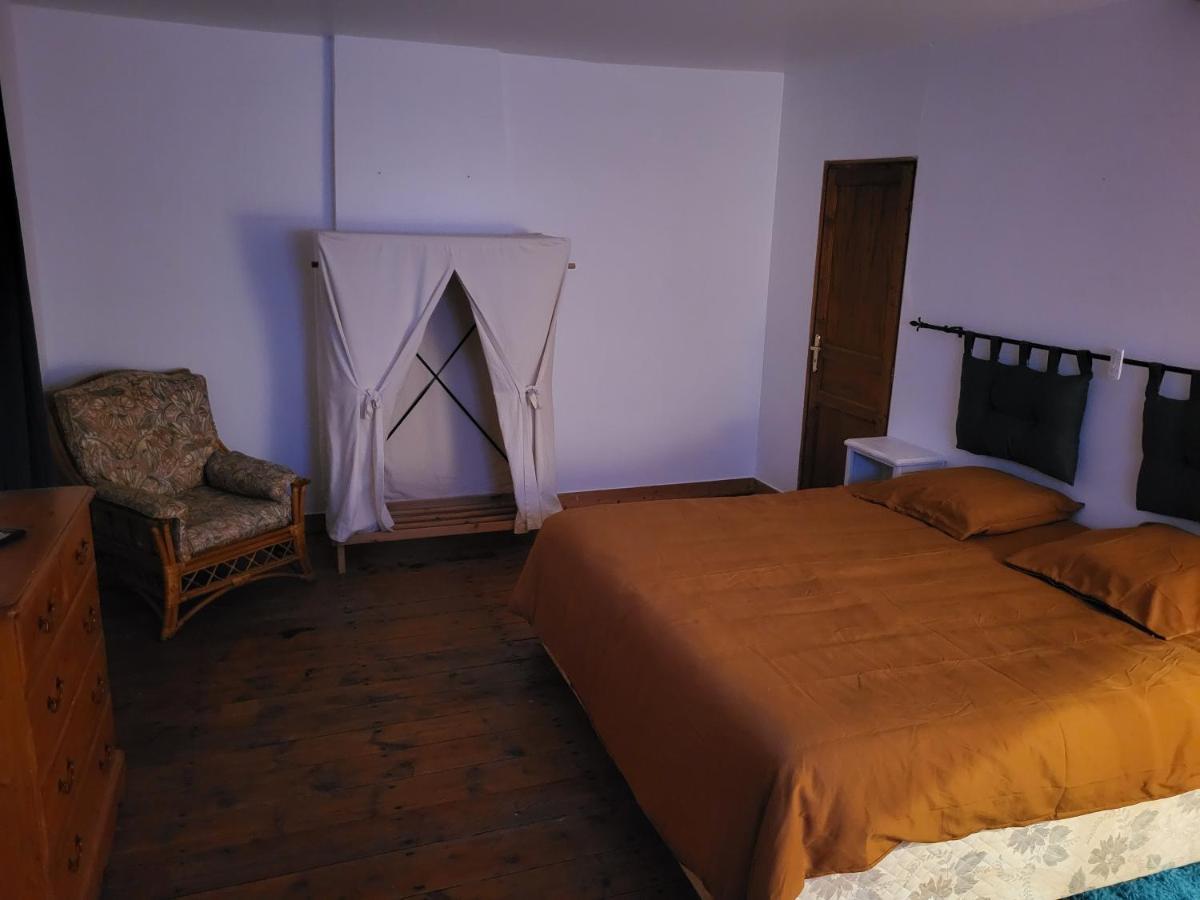 Domaine De La Sarrotte Bed and Breakfast Saugon Buitenkant foto
