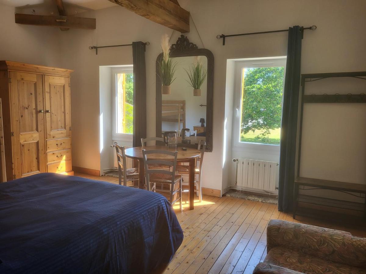 Domaine De La Sarrotte Bed and Breakfast Saugon Buitenkant foto