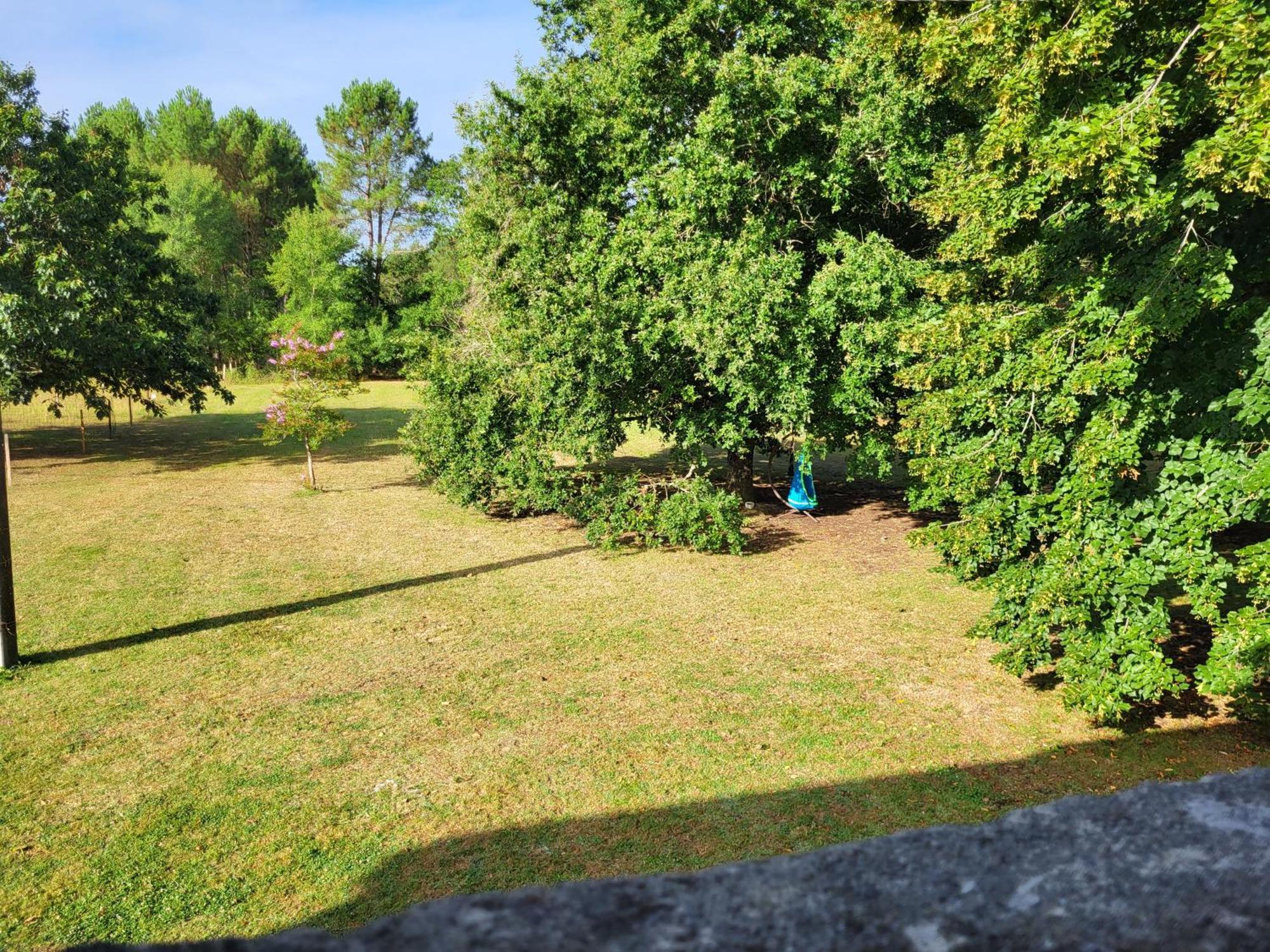 Domaine De La Sarrotte Bed and Breakfast Saugon Buitenkant foto